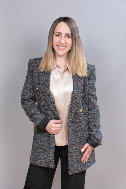 edina landesman headshot